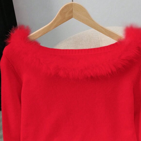 Red Women's Patchwork Fuzzy Trim Collar Fitted Long Sleeve Sweater - Picture 4 of 8